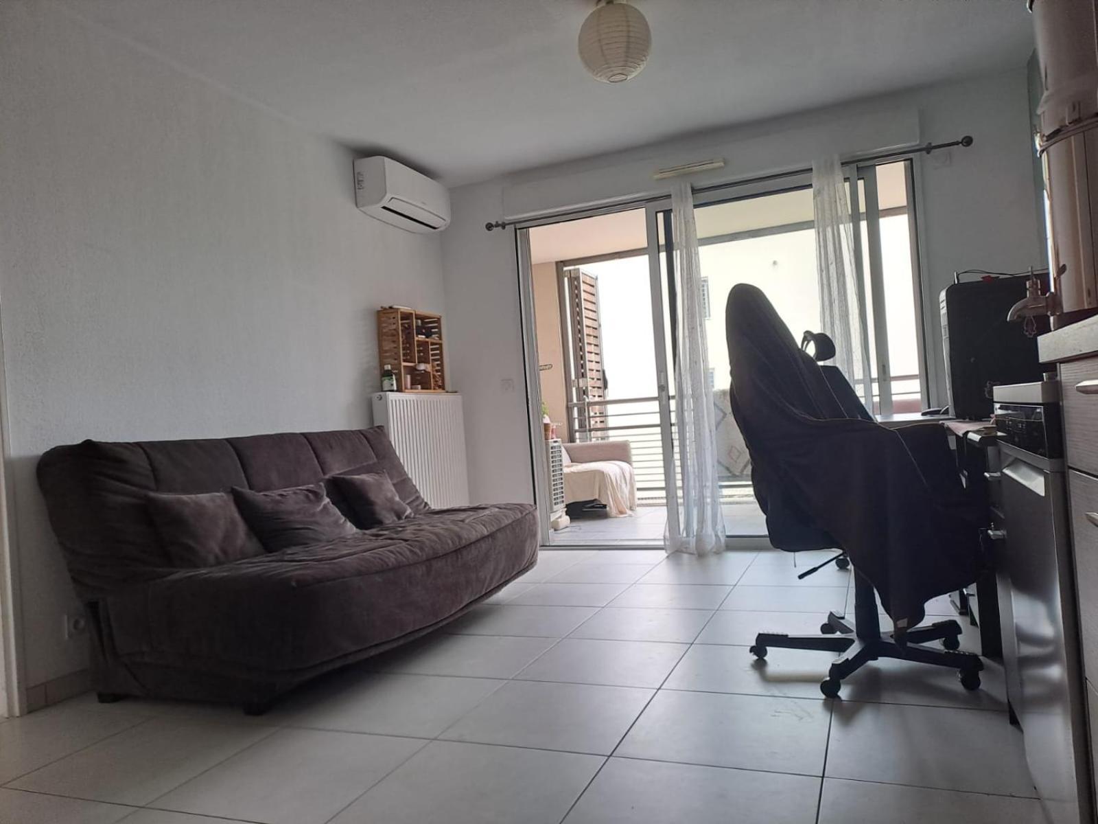 Appartement T2 Avec Terrasse, 5 Min De La Plage Fréjus Екстериор снимка